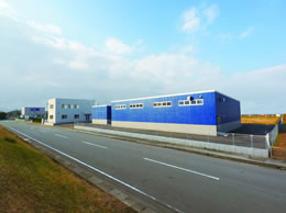 竣工した広川工場